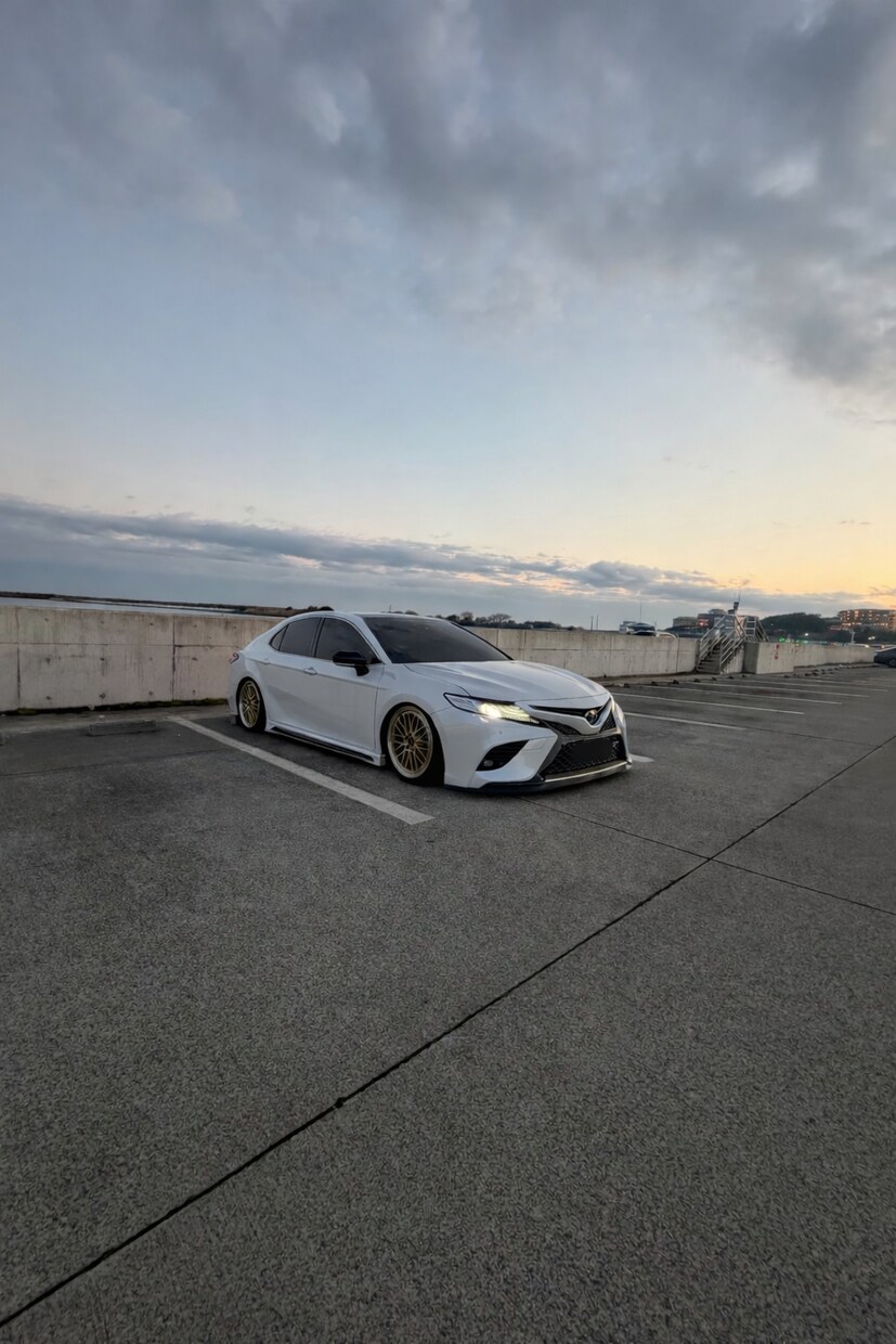 愛車をかっこよくします 愛車のカスタムを変更したり車高を下げたりイラスト化できます イメージ1