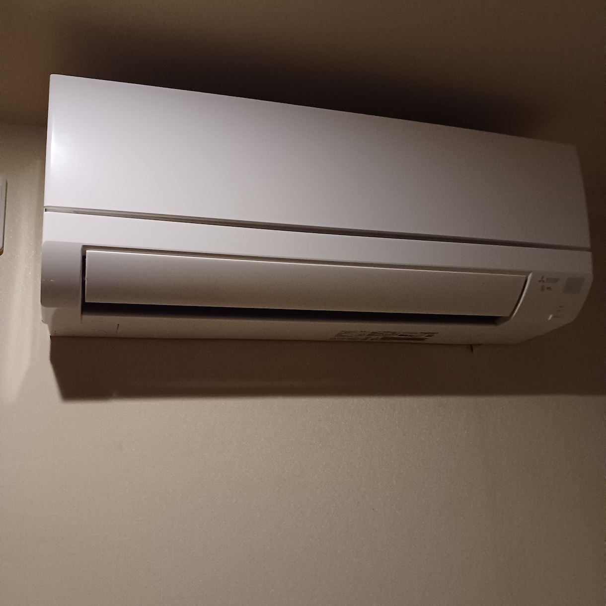 エアコン購入、エアコントラブルのご相談を承ります エアコン取付、修理歴12年の電気工事士です。 イメージ1