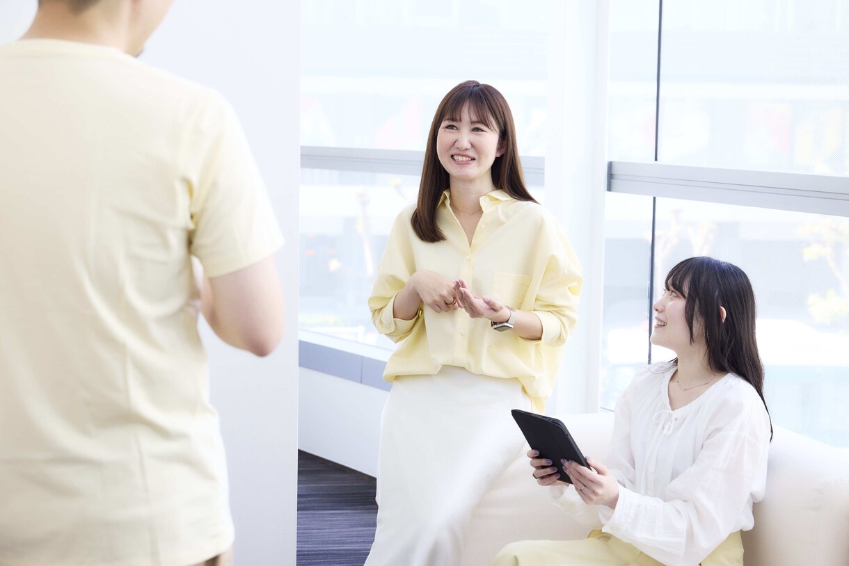 プロが企業様のコーポレート写真を撮影します 実績300件以上！クオリティ重視の撮影をお約束します。 イメージ1