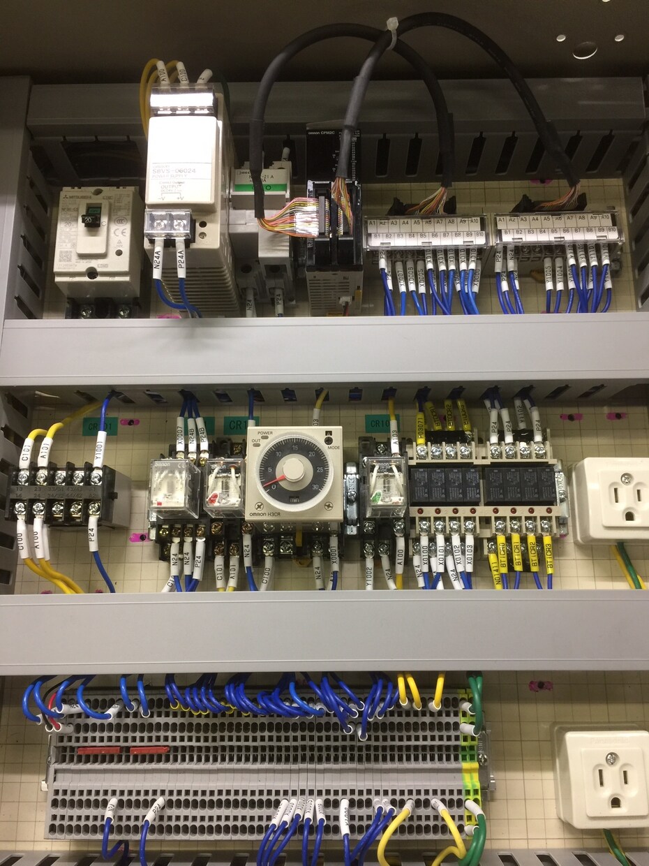 電気機器制御の機器を選定します 工事などで使用する電気機器の選定 イメージ1