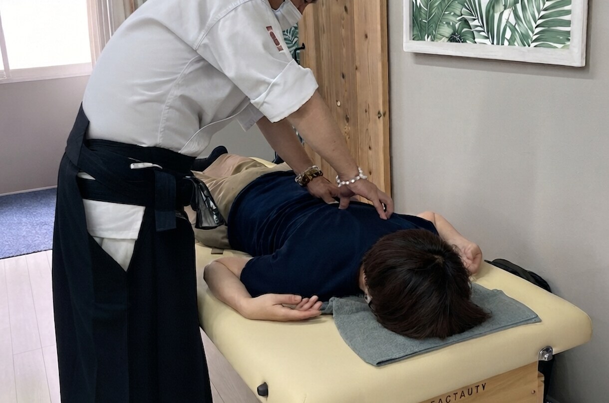 入院中・長引く体のお重さに「気の手当て」ケアます 病院での治療と並行して試せる、心身を整える優しいセルフケア イメージ3