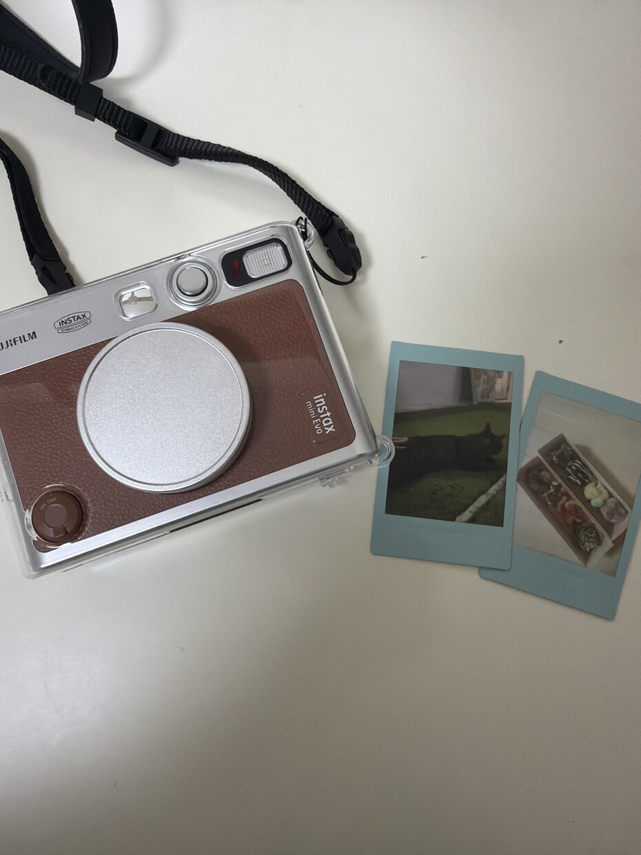 思い出をチェキに印刷代行します お写真をチェキに印刷させて頂く代行をさせていただきます✨ イメージ1