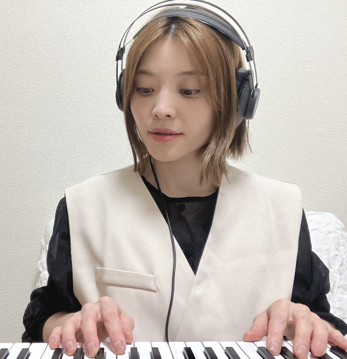 リアルタイムが苦手な方に！動画で歌の添削します 赤ペン先生のようにあなたの歌の動画をチェックしてアドバイス！ イメージ1