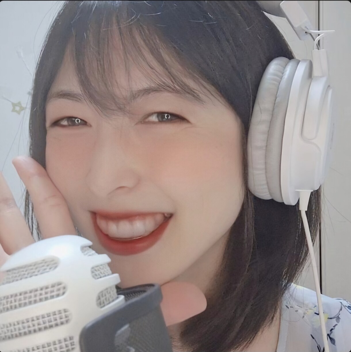 オリジナル曲などの仮歌やガイドボーカル承ります プロ歌手による仮歌・ガイドボーカル イメージ1