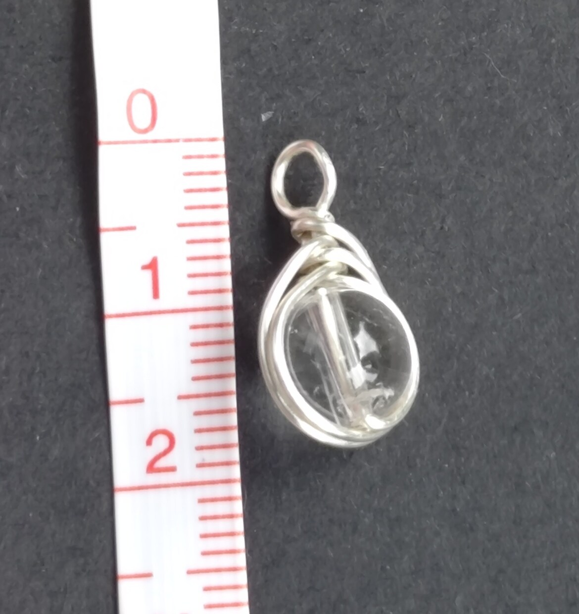天然石のペンダントヘッドを販売してます 天然石のワイヤーアクセサリーです イメージ1