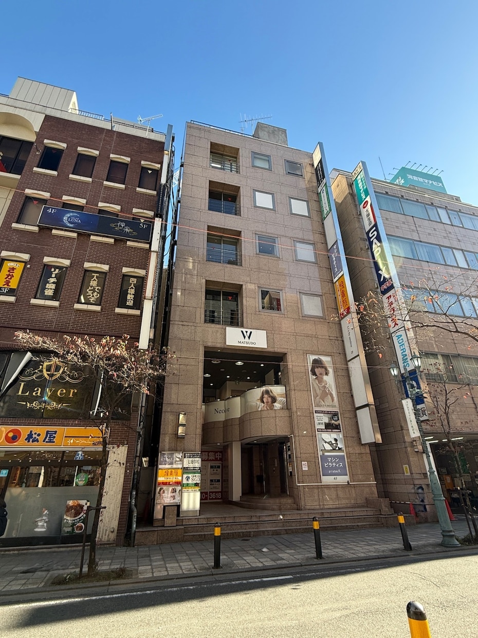 関東地域の古物商許可申請を代行します 書類作成から窓口申請・追加確認まで、行政書士が代行します。 イメージ3