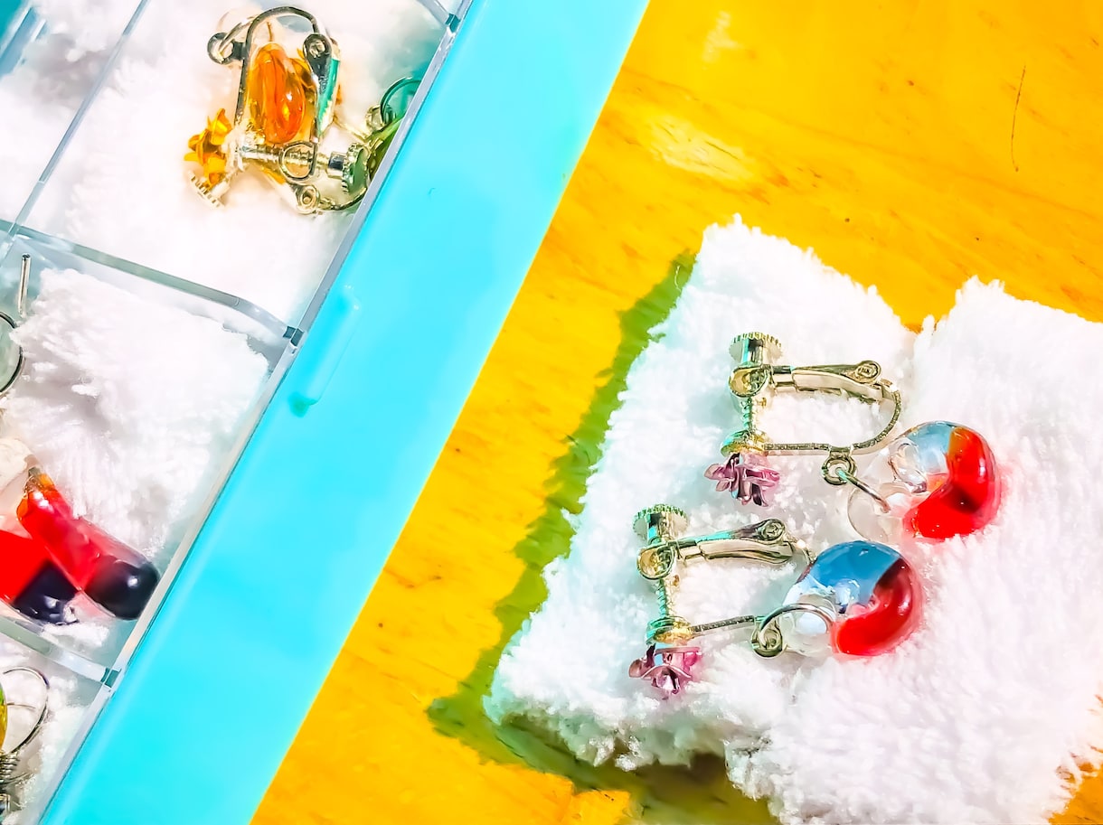 推し色の硝子細工お作りします お洒落な推しの概念アクセでオタバレしない安心擬態！ イメージ3