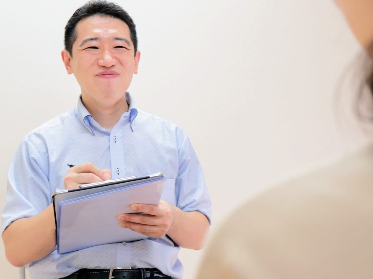 心の専門家があなたの心の悩みや苦しみを癒します 心は整理され、前向きな気分で歩めるアドバイスもします。 イメージ2