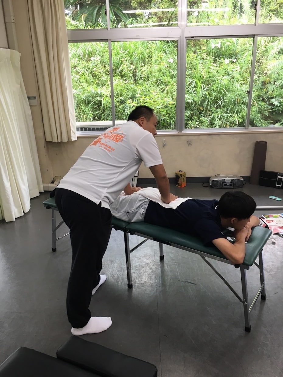 姿勢や骨盤が気になる方にエクササイズを教えます プロスポーツトレーナーがあなたの身体の悩みを解決します イメージ2