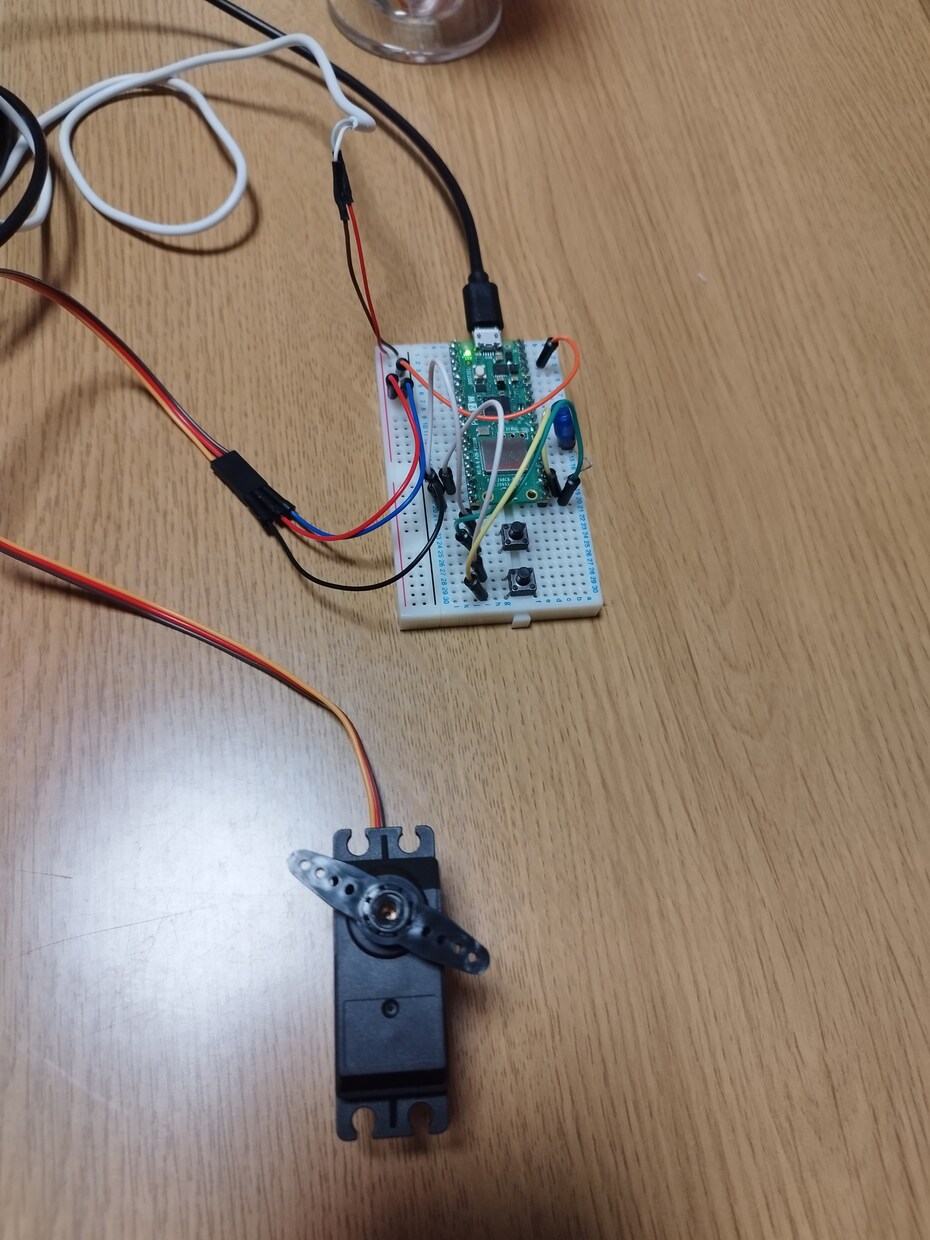 raspberrypiでプログラミングします pico2を使ってのサーボモーター動作させてみませんか イメージ1