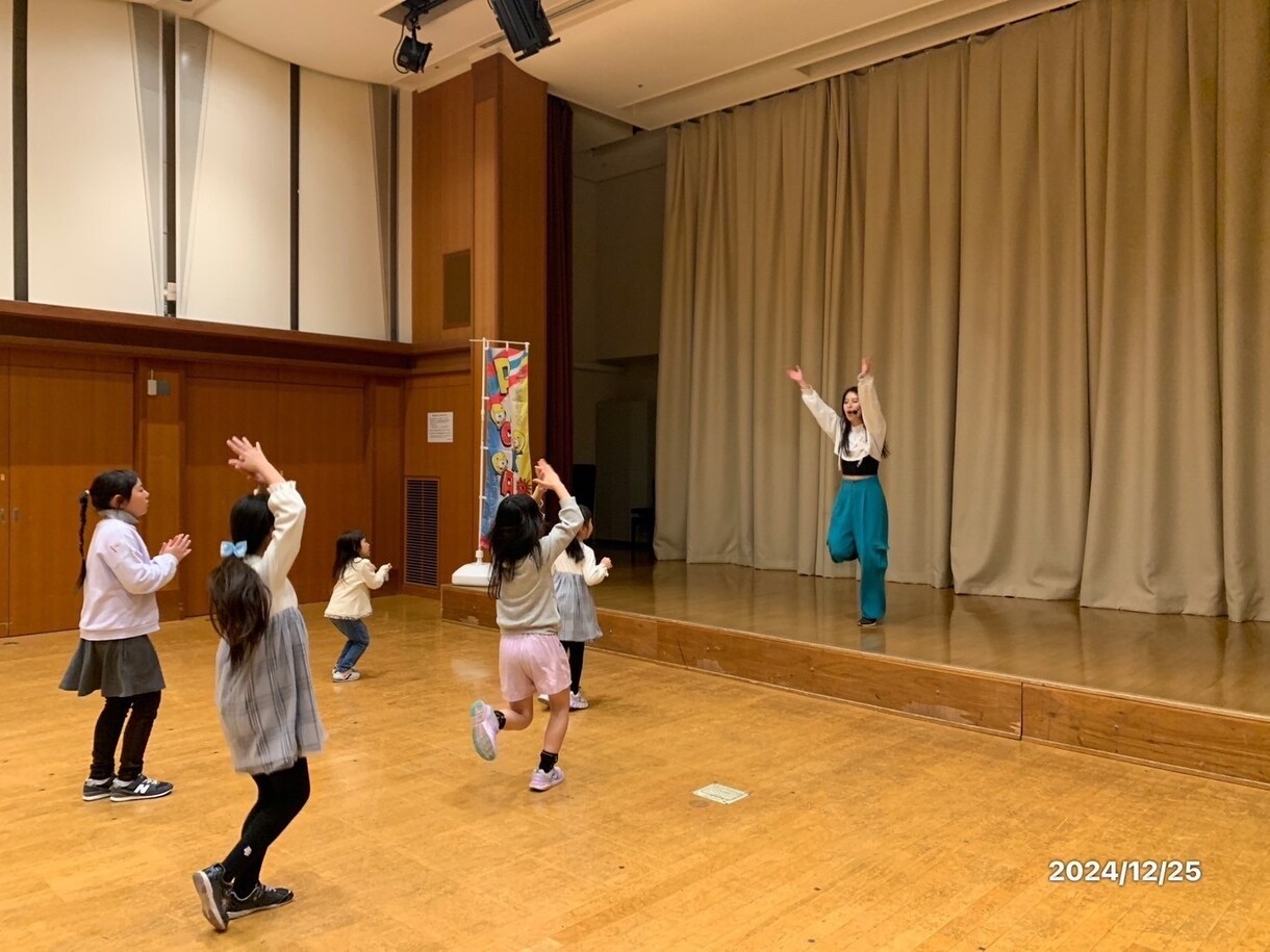 Kpopやオリジナルダンスを教えます 現役女優ダンサーが指導♪初心者さん安心のダンスレッスン♪ イメージ5