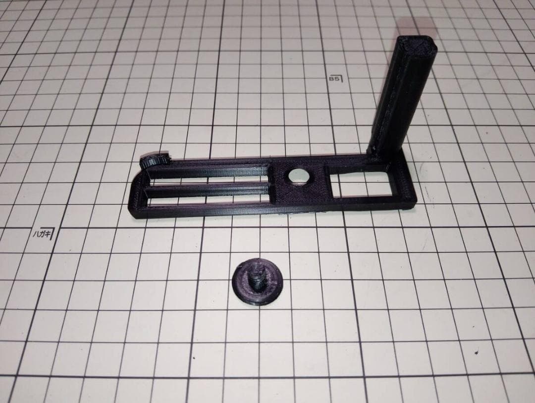 カメラ専用グリップを3Dプリントします 機種・用途に合わせて製作、まずはお見積り イメージ2