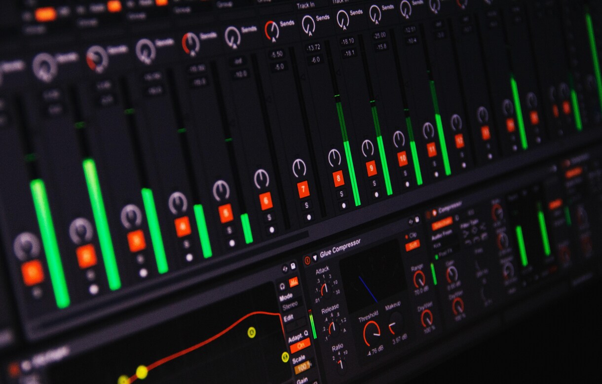 あなたの音源をミックス・マスタリング致します 国内外で活動中の現役ミュージシャンがミックス・マスタリング イメージ2