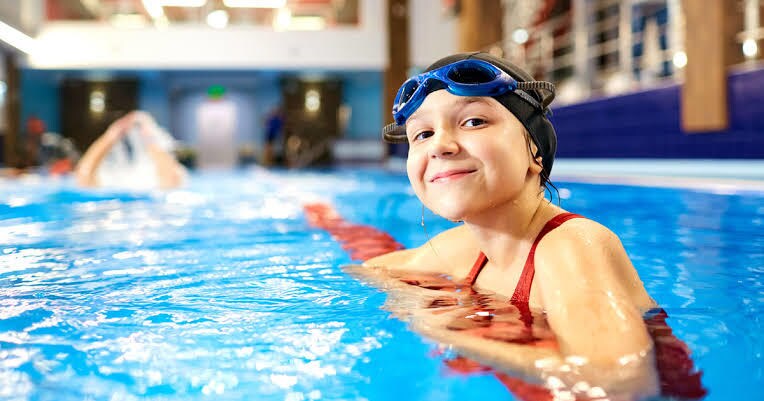 初心者のためのプール、水泳ご指導いたします 水慣れ、クロール、息継ぎお任せください！！ イメージ1