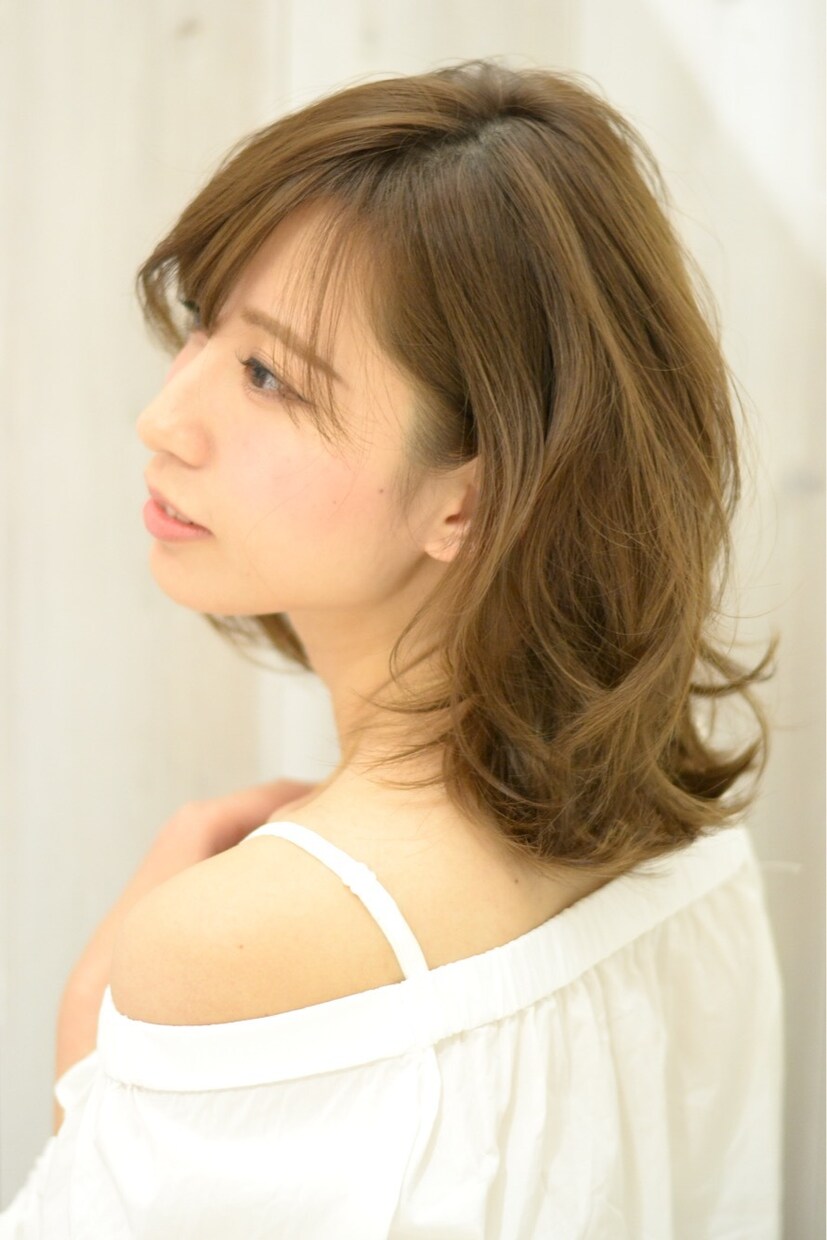 現役美容師が小顔に見せる似合わせをご提案します 似合わせ理論からあなたを小顔に導きます。 イメージ9