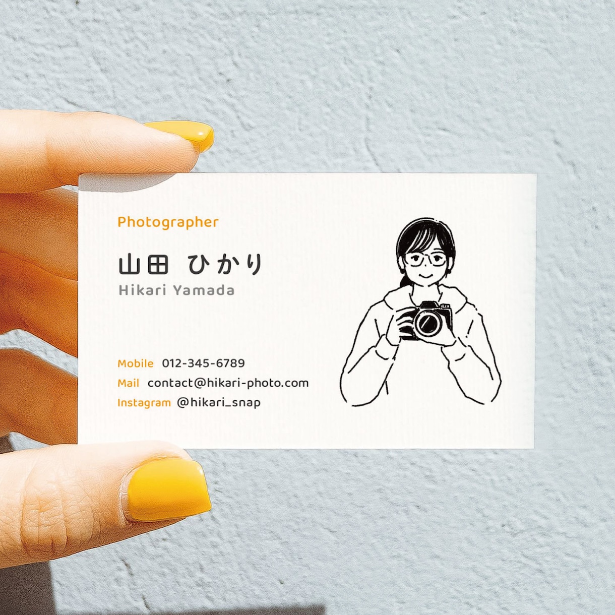 似顔絵イラストで“覚えてもらえる名刺”を作ります ミニマルでおしゃれな名刺が欲しい方へ イメージ2