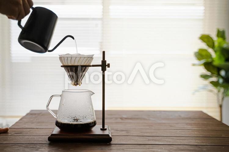コーヒーアドバイザーがコーヒーの淹れ方教えます ハンドドリップで美味しいコーヒーが飲めるようになります。 イメージ1
