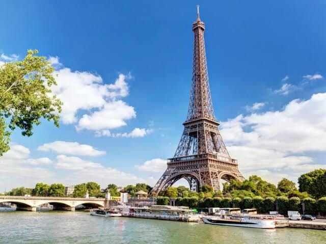 旅行に役立つフランス語教えます フランスベルギーやカナダに行って実践できる イメージ1