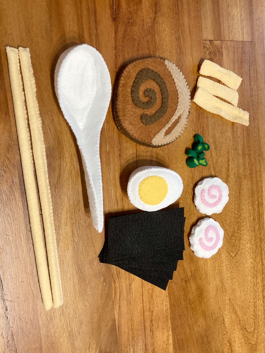 ご希望の物をフェルトで作ります 料理・オリジナルキャラ・小道具etcフェルト作品大人気です！ イメージ7