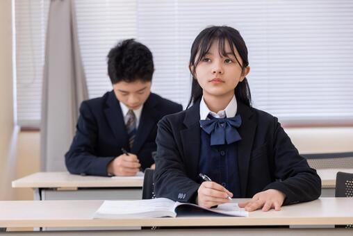 授業4回コース｜プロ講師が中学生に勉強を教えます ✅️定期テスト✅️成績アップ✅️受験✅️数学✅️英語✅️理科 イメージ6