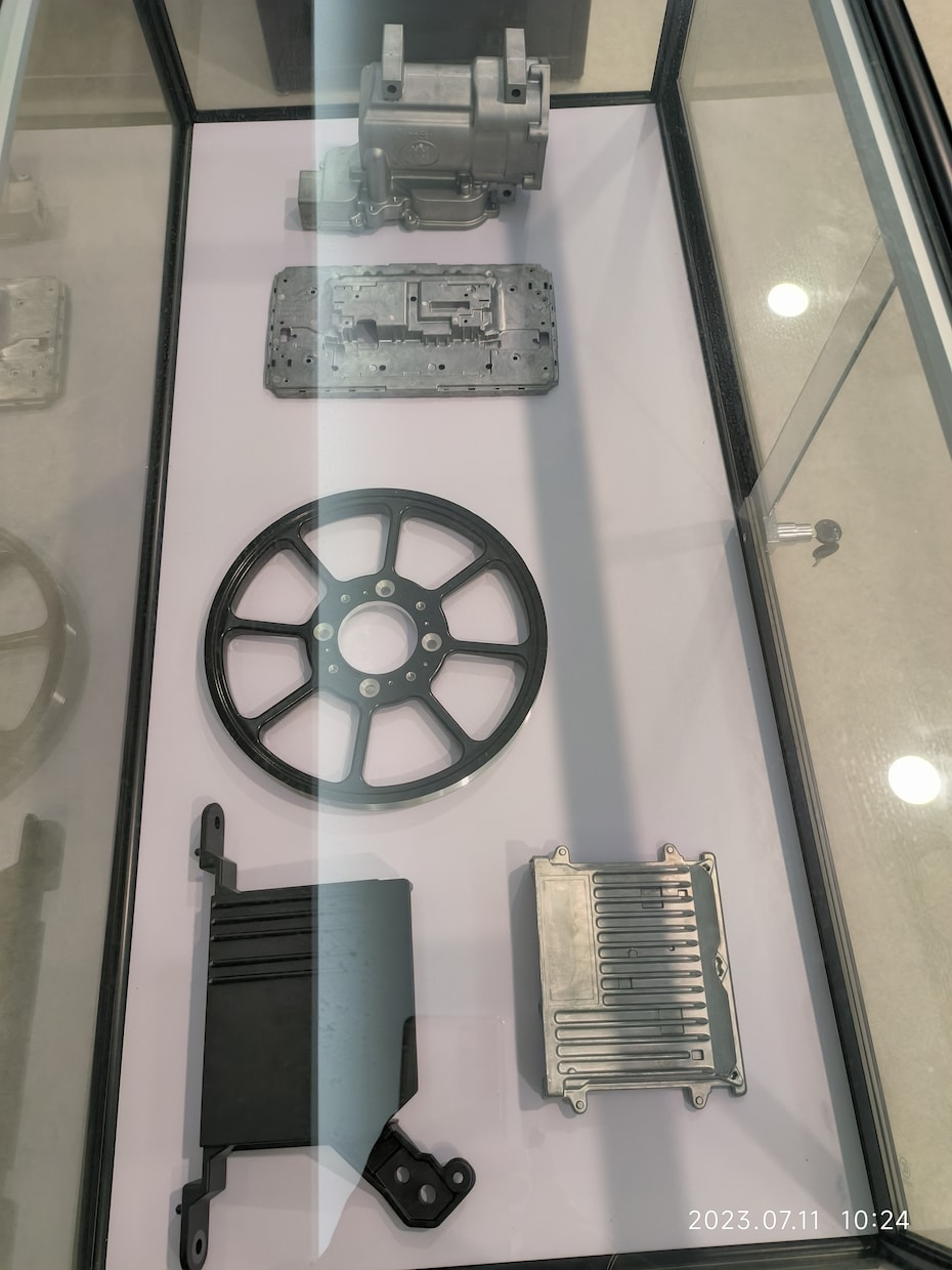 サ11)CNC製品の設計試作から量産まで対応します 切削製品の開発から納品までサポートします。 イメージ2