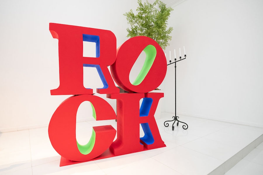ROCKオブジェの文字切り抜き用の用紙を作ります 最高にROCKなフェス婚にしませんか？ イメージ1