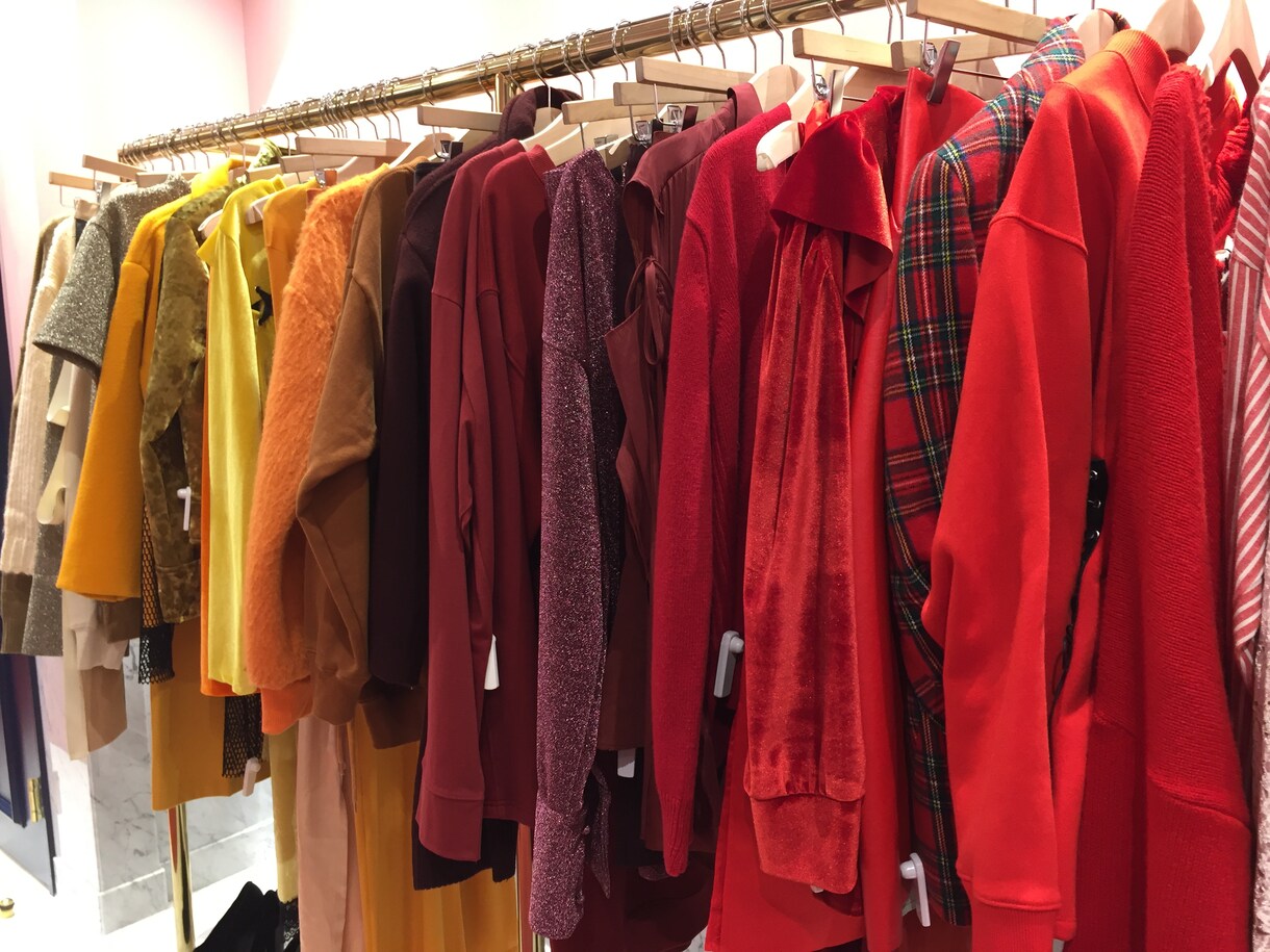 お持ちの服でトレンドコーデを作ります 毎日同じコーデでなってしまう方必見！！ イメージ1