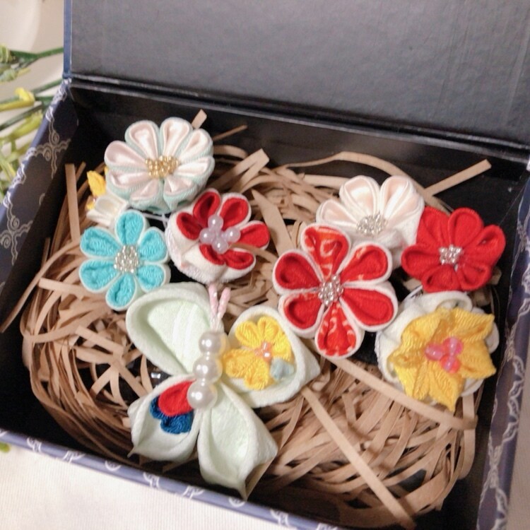 1stbirth dayに花を添えます 着物生地を使った、和洋どちらにも対応したアクセサリーです イメージ3