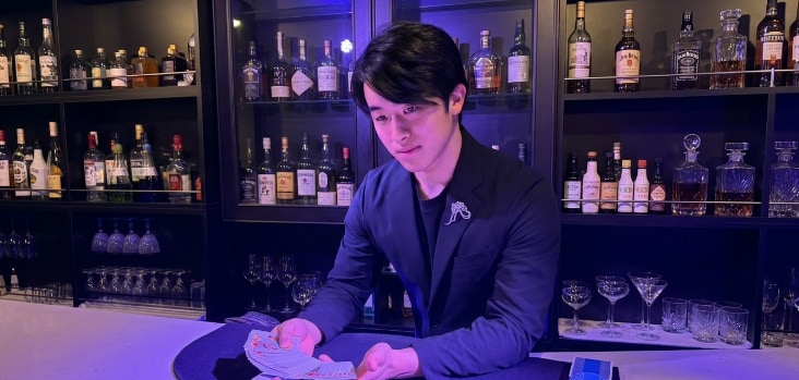 1～20名様　プロマジシャンが盛り上げます 会食やVIP接待、プライベートな宴席など、少人数での場で イメージ5