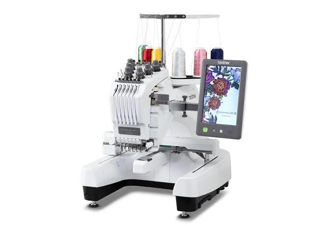 刺繍します！名入れ・イラスト刺繍できます 業務用刺繍ミシンを使用して、様々な生地に刺繍できます。 イメージ1