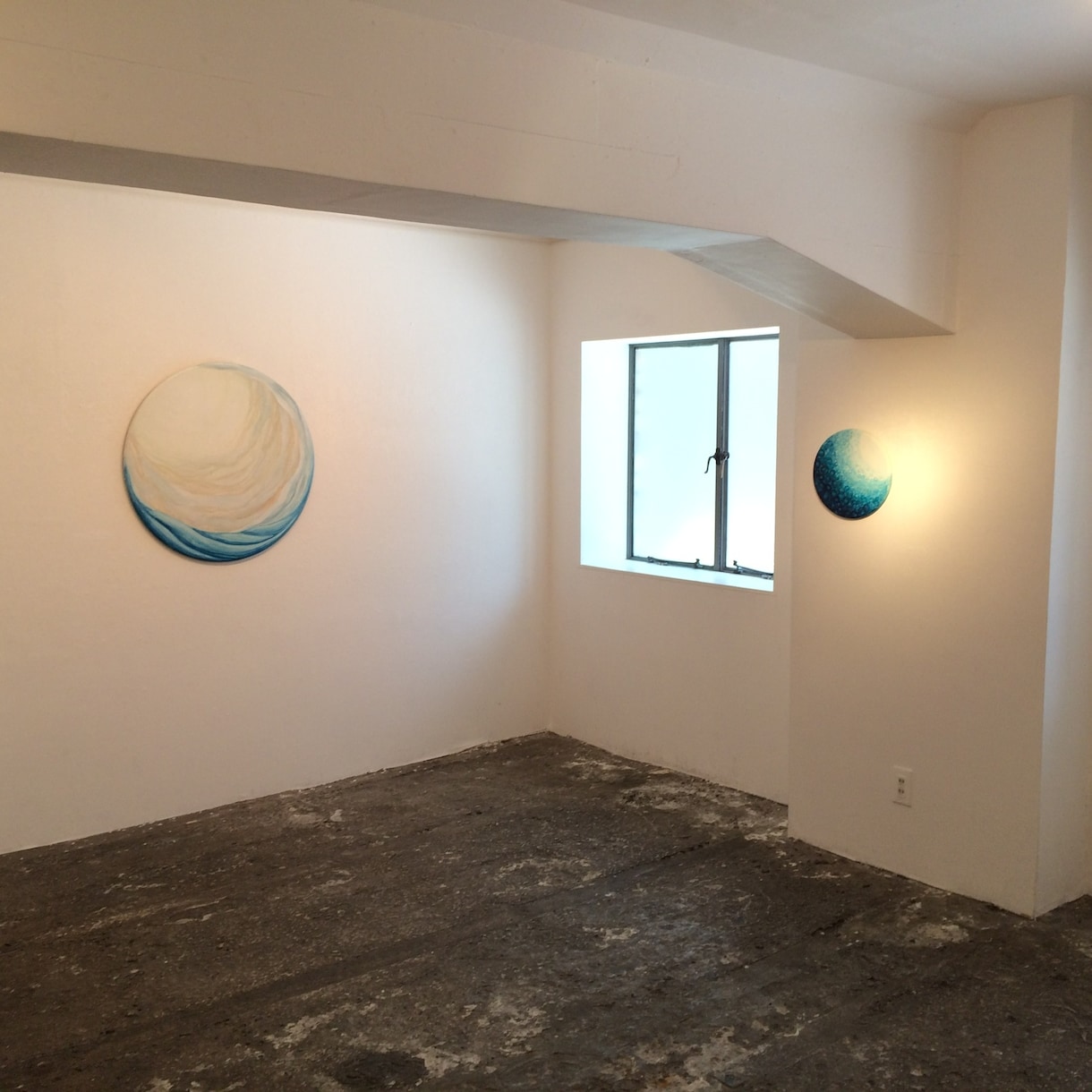 個展等、展示の客観的なアドバイスなどを行います さらに引き立つ展示のお手伝いいたします。都内実績多数。 イメージ2