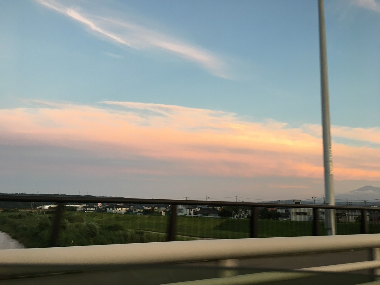 悩みやお話を聞きます なかなか周りには話せないような悩みを聞きます。 イメージ2
