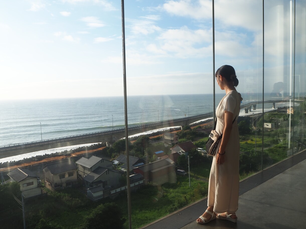 女性限定で写真撮影受付ます 一眼レフを使って被写体を撮影いたします。 イメージ2