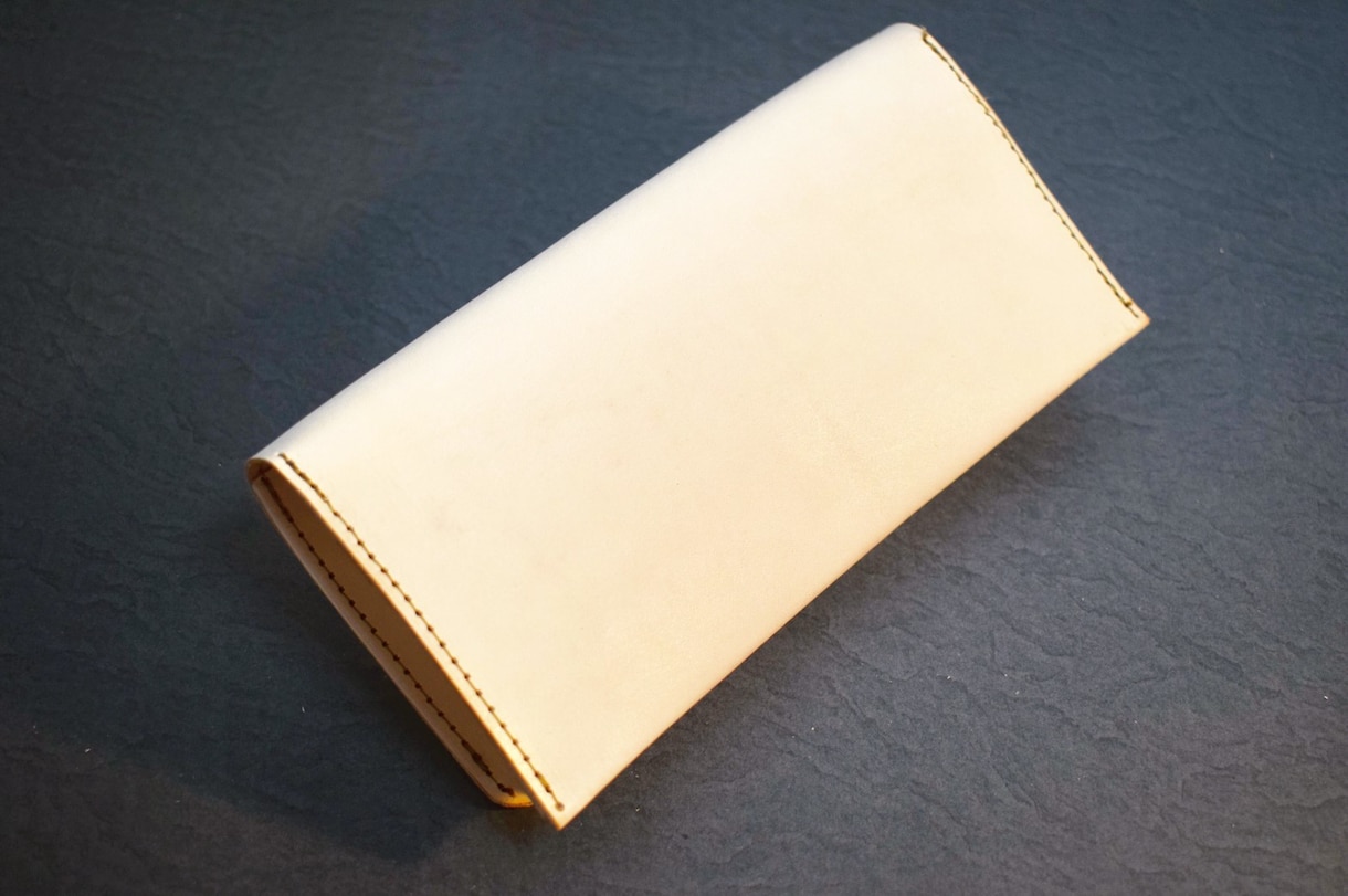オーダーメイドの革製品の製作をします 革の素材や形などご相談に応じた革製品のオーダーメイド イメージ9