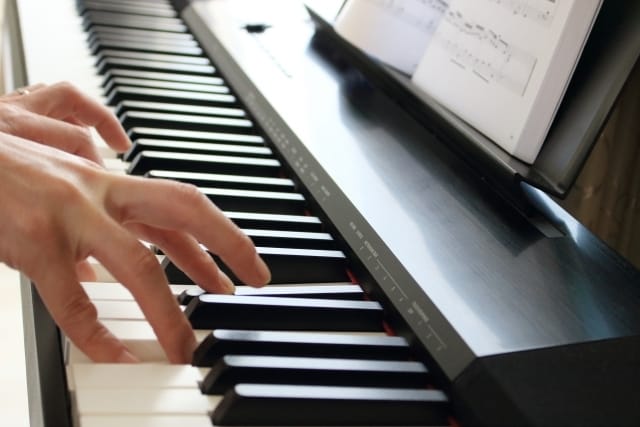 弾き語り風ピアノカラオケ音源作ります 歌ってみた、配信、ライブ用の弾き語りピアノ音源 イメージ1