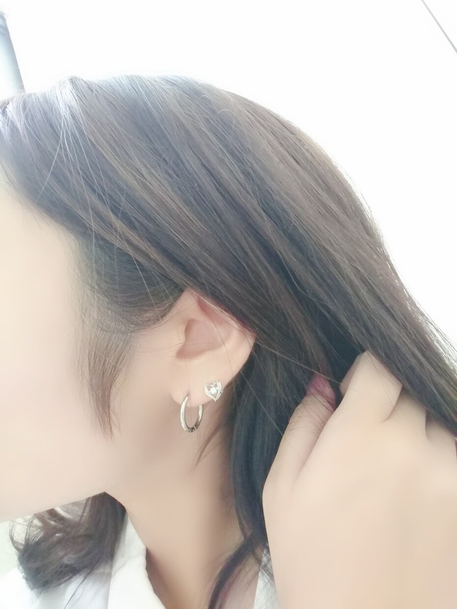 元ジュエリー販売員がジュエリー選びのご相談乗ります イベントコンパニオンが明るく楽しくご相談に乗ります! イメージ5