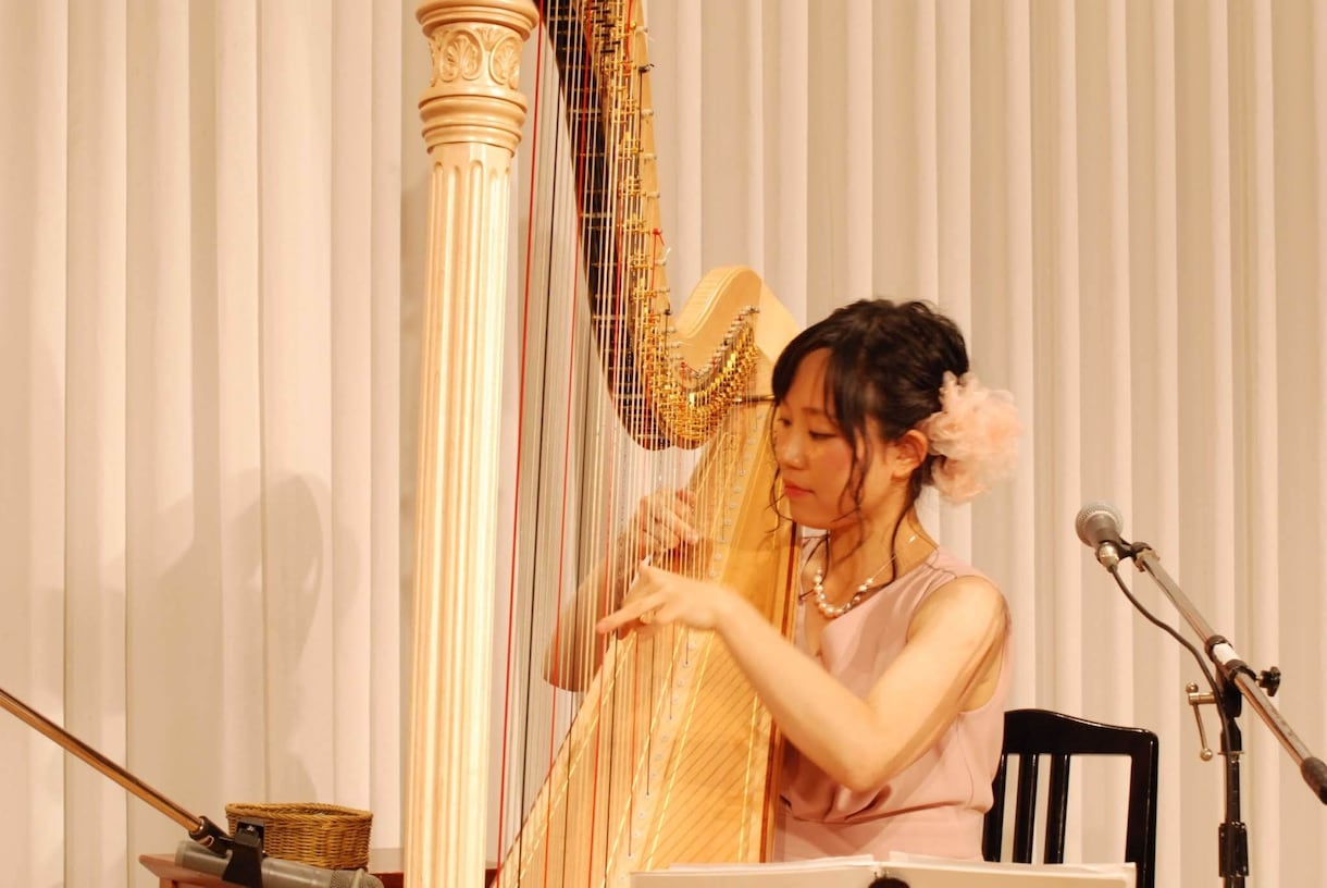 ミニハープで！ゆっくり見本の演奏をします プロハーピストが分かりやすく演奏！４小節2000円～ イメージ4
