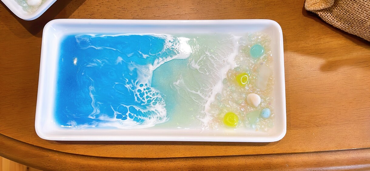 海のトレー作ります レジンを使った波アートでお札のトレーにも使える イメージ3