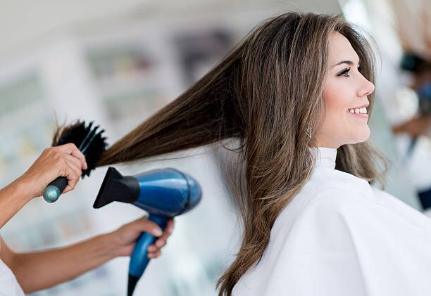 オーダメイドのヘアスタイル提案します 髪質や骨格はもちろん、仕事・ライフスタイルに合うスタイルを イメージ5
