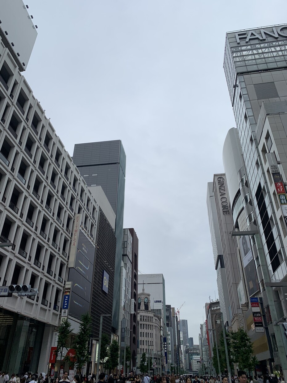 就職活動で上手くいかない時一緒に考えます 1人で悩むのではなく一緒にあなたの就職をサポートします。 イメージ1