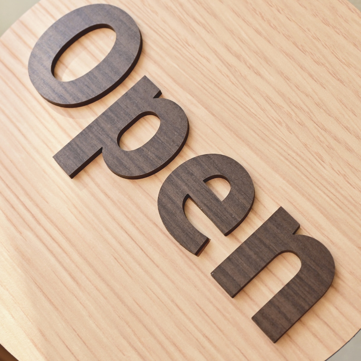 シンプル丸型OPEN&CLOSEボード制作します 開店祝いや新装開店の贈り物にもおすすめ♪ イメージ7