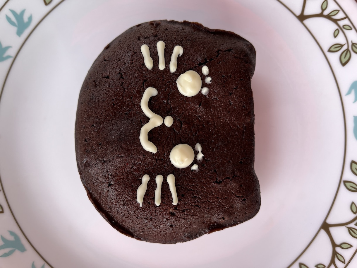 100円ショップのネコの型で可愛いケーキが焼けます ネコのケーキで楽しいティータイムを過ごしませんか？ イメージ1