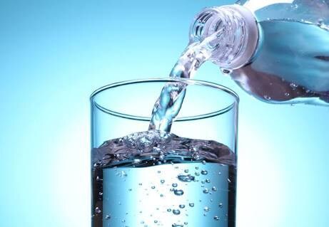 水分摂取量を教えます 体の60%は水分です。正しい量を飲みましょう イメージ1