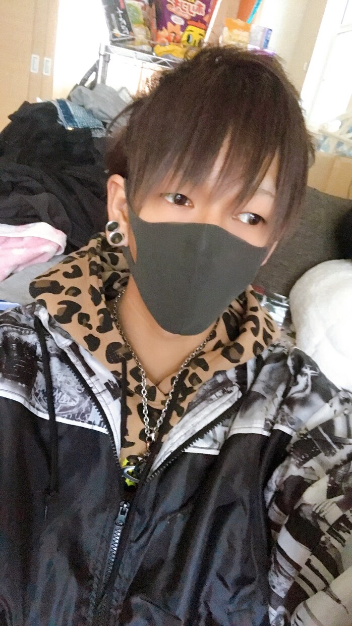 寝たいけど、寝れない人待ってます 明日仕事、休みの人だけど、寝れない人どうぞ。 イメージ1