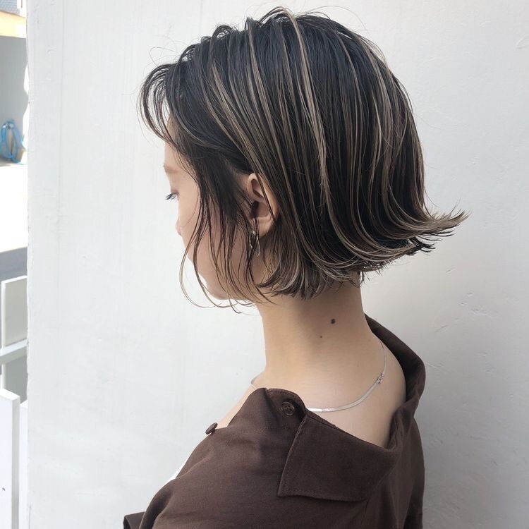 ただの白髪染めを辞めたい人を救います オシャレに"白髪をぼかす"ハイライトヘアデザインの提案 イメージ6