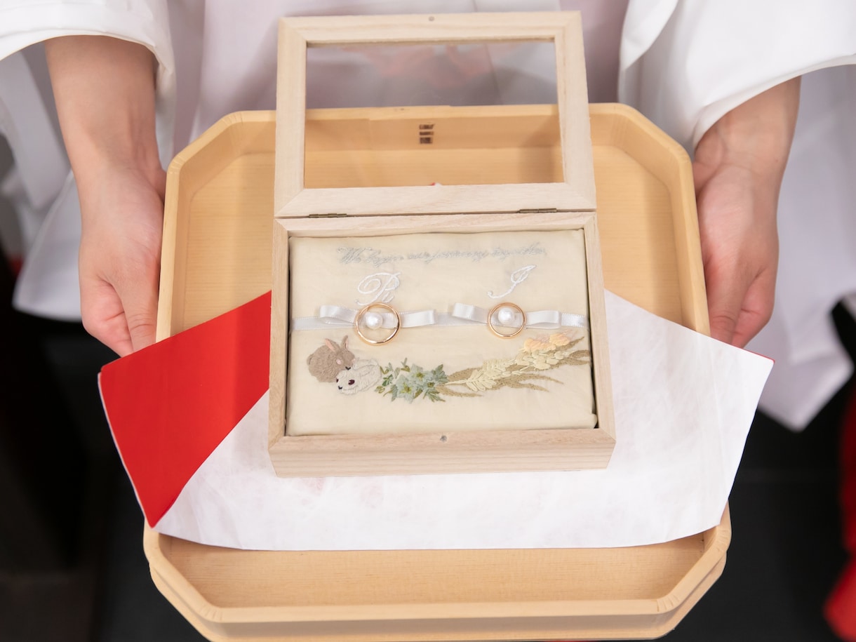 オリジナルリングピロー作製します 刺繍でぬくもりのあるリングピローをお届けします イメージ2