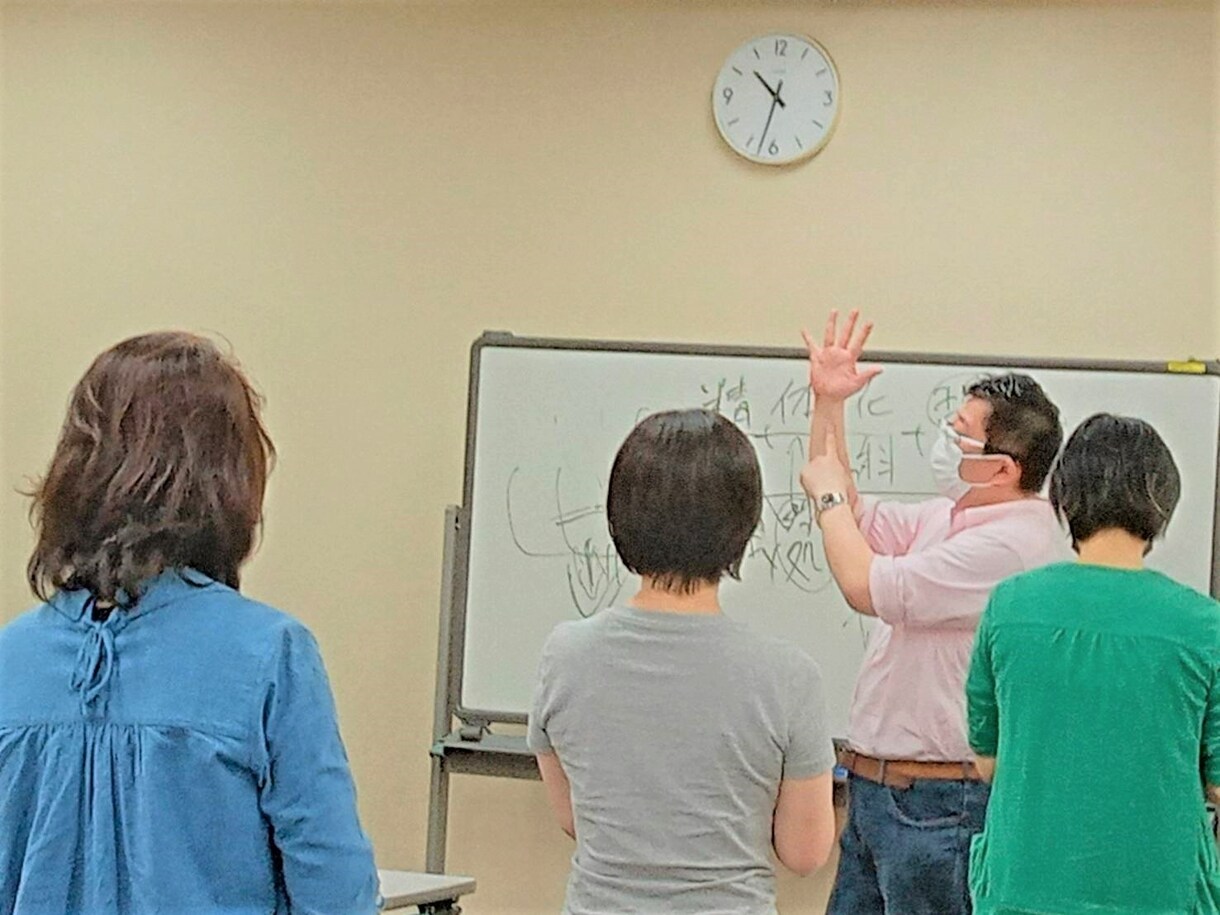 誰かに聞いてほしいとき。あなたにそっと寄り添います うつや自律神経で困っている方へ、吐き出すだけでも楽になります イメージ4