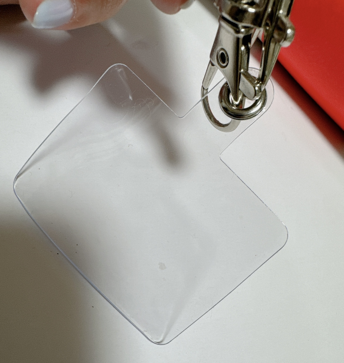 スマホのネック、ハンドストラップを作ります 気分によって裏表で色を変えられるハンドストラップです。 イメージ4