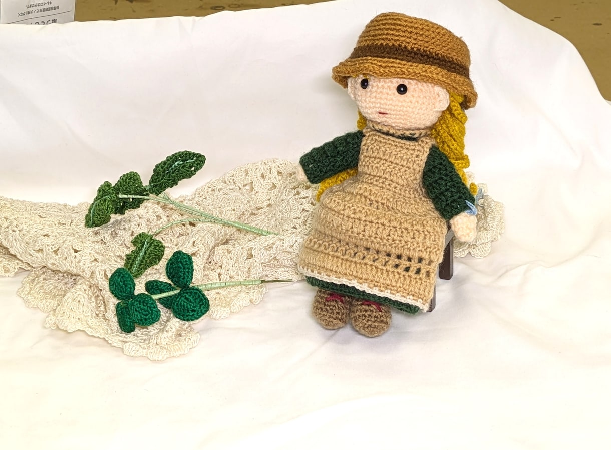 オーダーメイドデザイン着せ替え編みぐるみ製作します 制服からドレスまで！幅広くお受けします。 イメージ2
