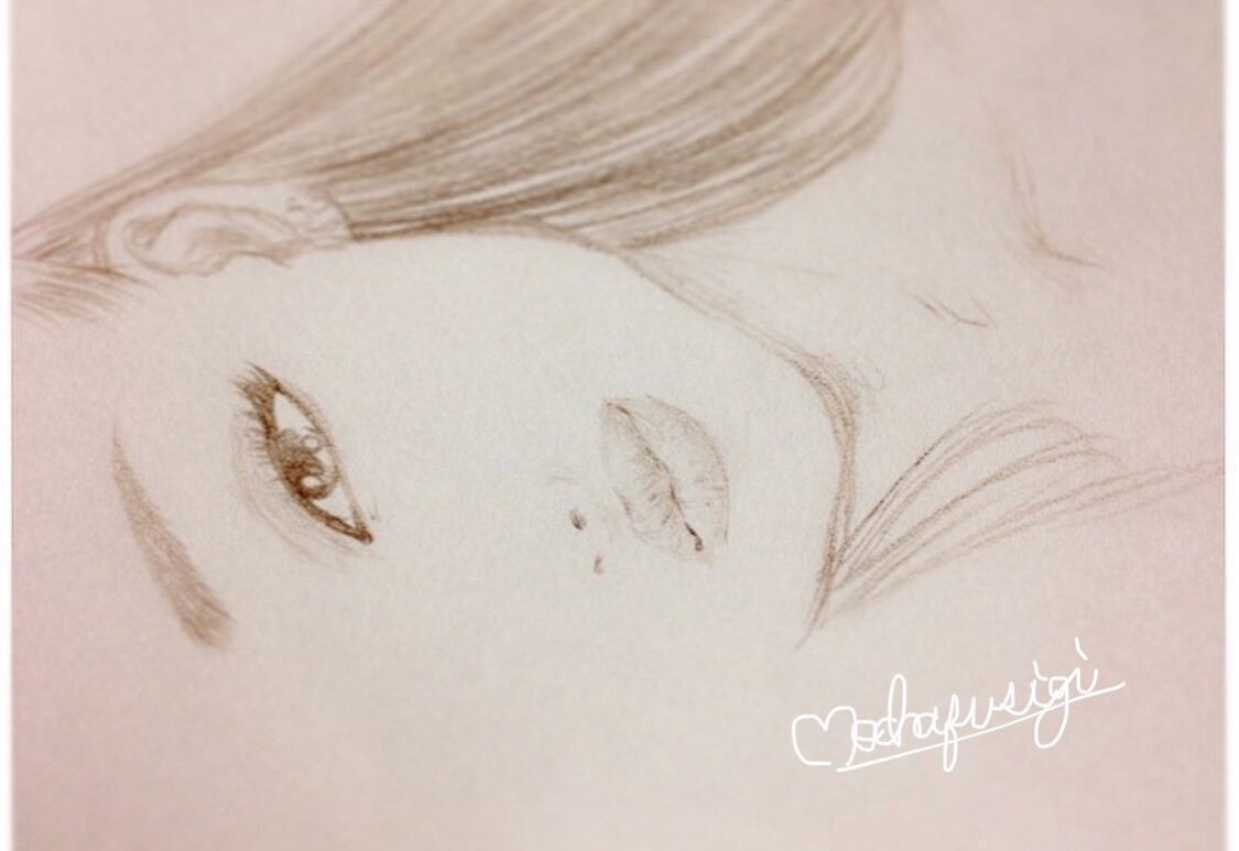 シャーペン画【似顔絵】描きます 温かみのあるアナログイラストになります。 イメージ5